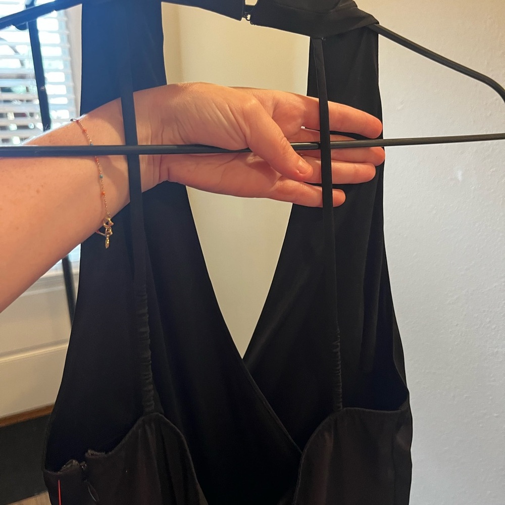 Express Black Backless jumpsuit- size 4 - Picture 8 of 16